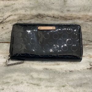 Kate Spade Beale Street Logo Stamp Patent Leather Accordion Black Wallet